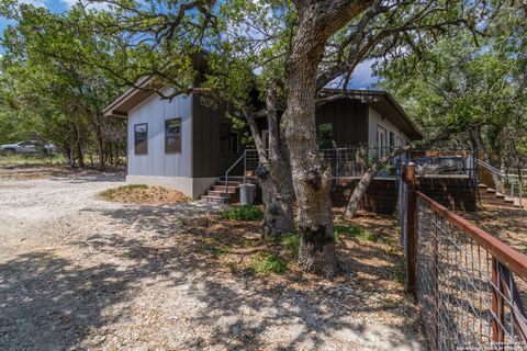 107 Smokey River S Boerne TX 78006