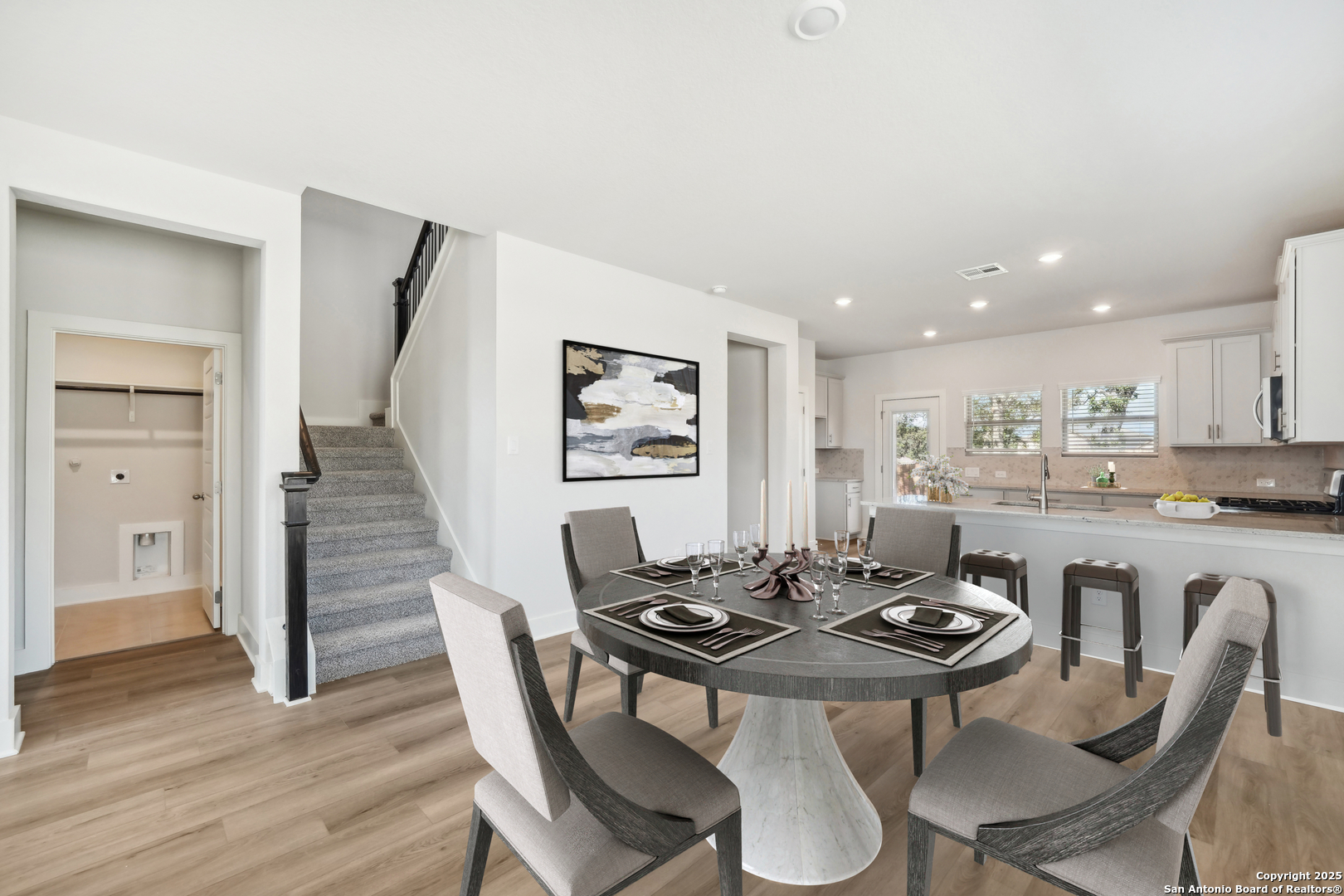 2907 Arabian Way