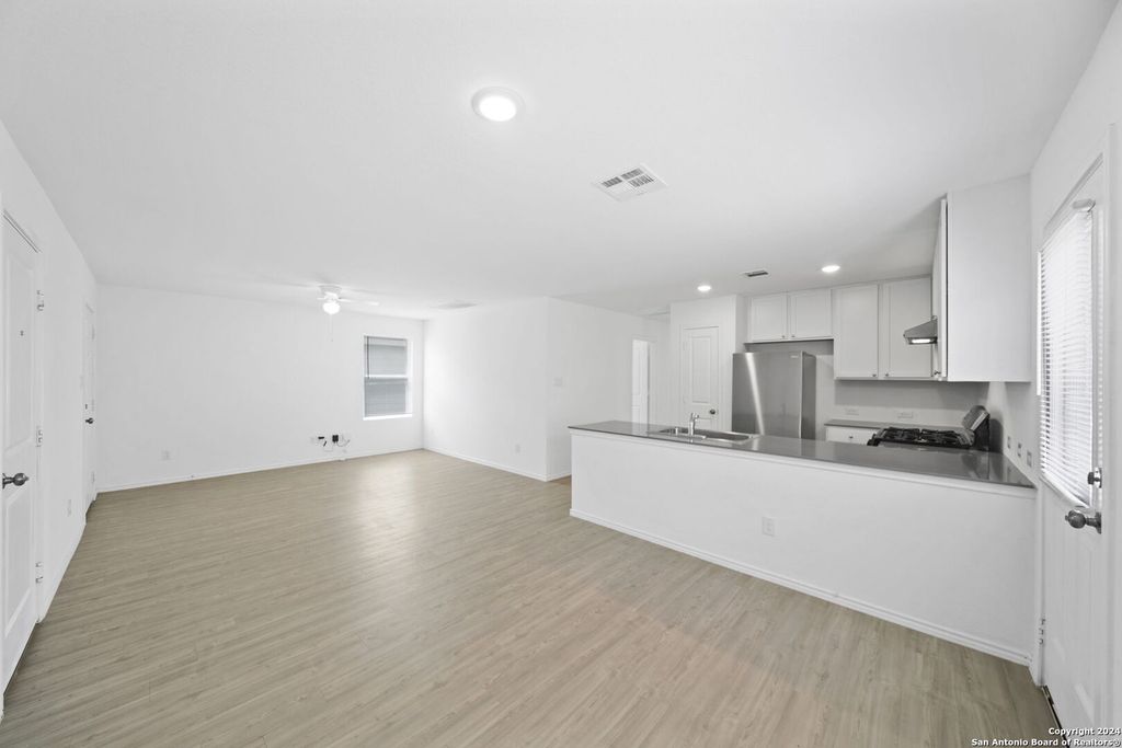 Photo of 12942 Deep Eddy, St Hedwig, TX 78152 (MLS # 1925978)