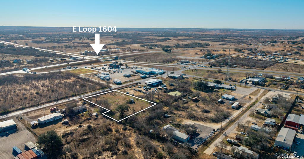 Photo of 5609 N Fm 3465, Adkins, TX 78101 (MLS # 1943955)