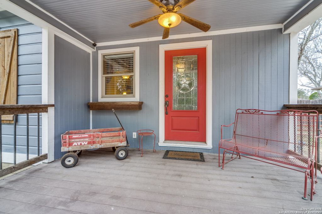 Photo of 128 Ebensberger, Boerne, TX 78006 (MLS # 1932723)