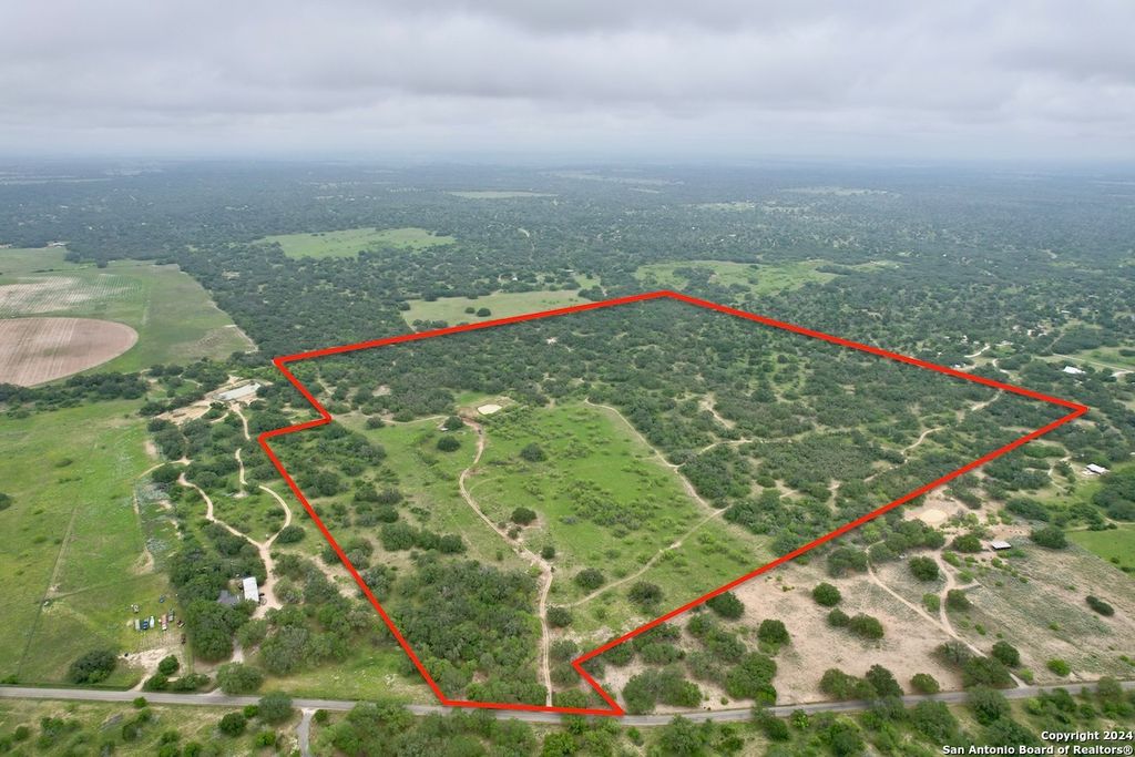 Photo of 369.4 AC CR 7711, Devine, TX 78016 (MLS # 1877421)
