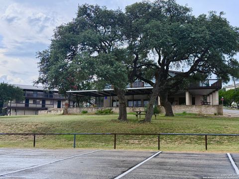 2386 Colleen Dr Canyon Lake TX 78133