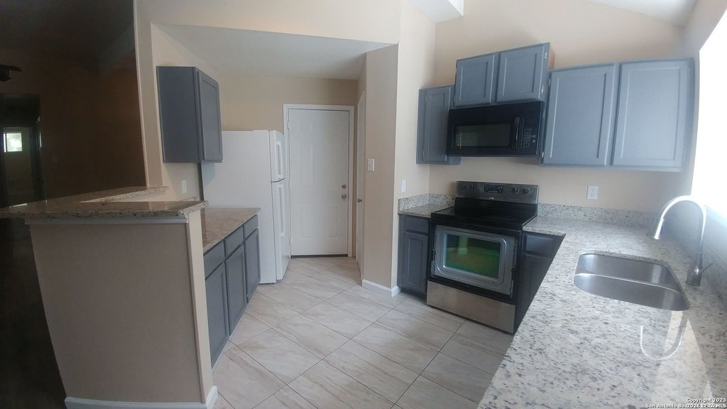 Photo of 8131 Forest Dawn, Live Oak, TX 78233 (MLS # 2003711)
