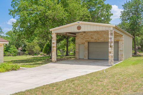 A home in La Vernia