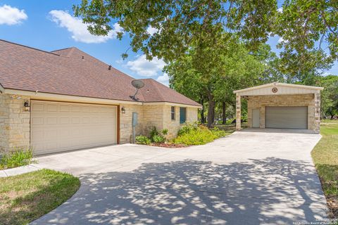 A home in La Vernia