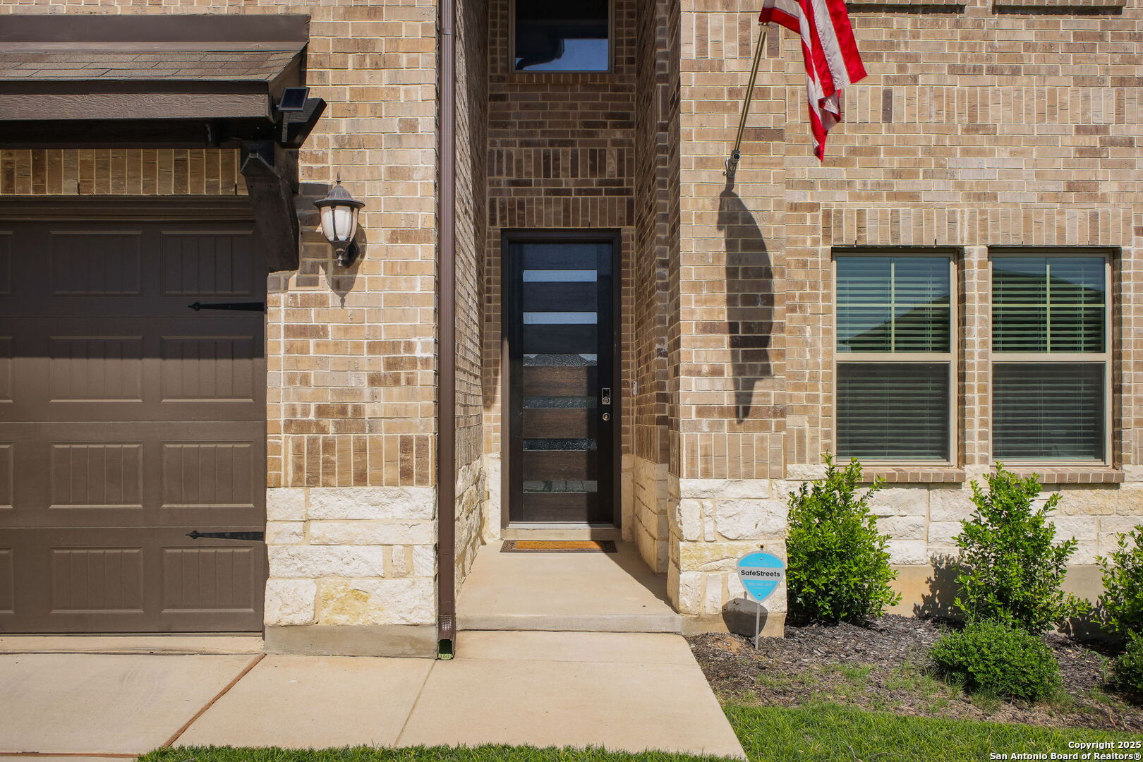 10259 Juniper Oaks
