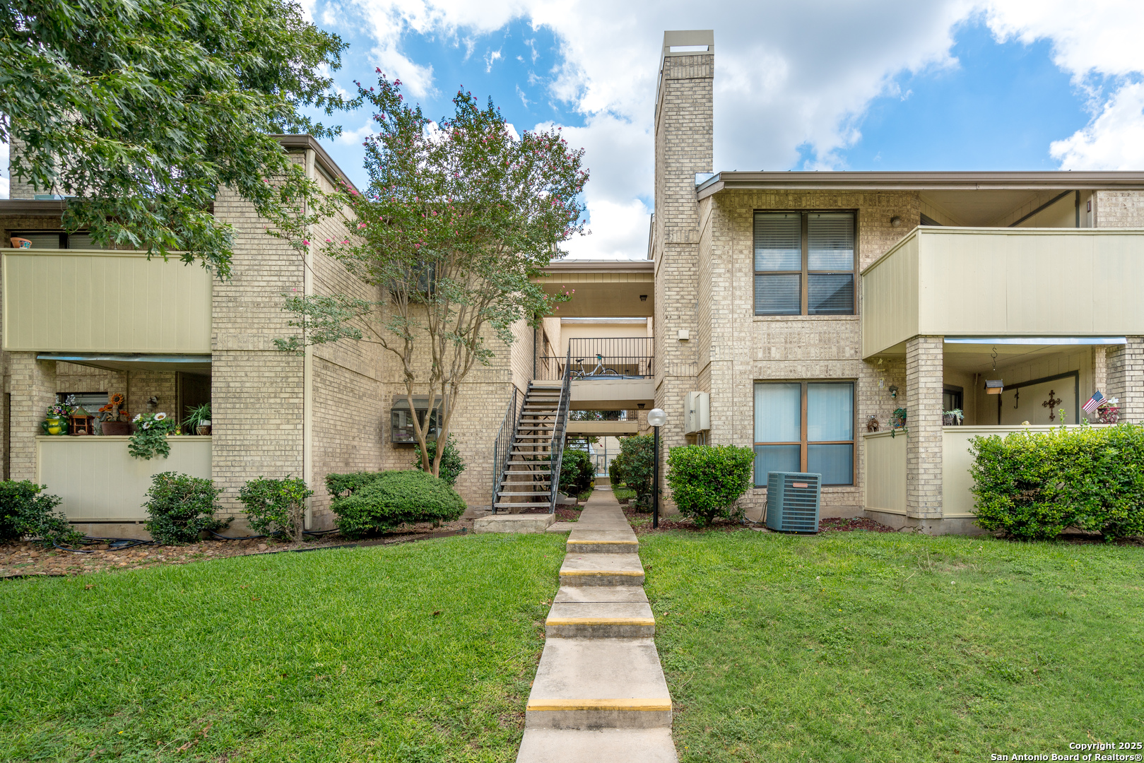 11843 Braesview 504E