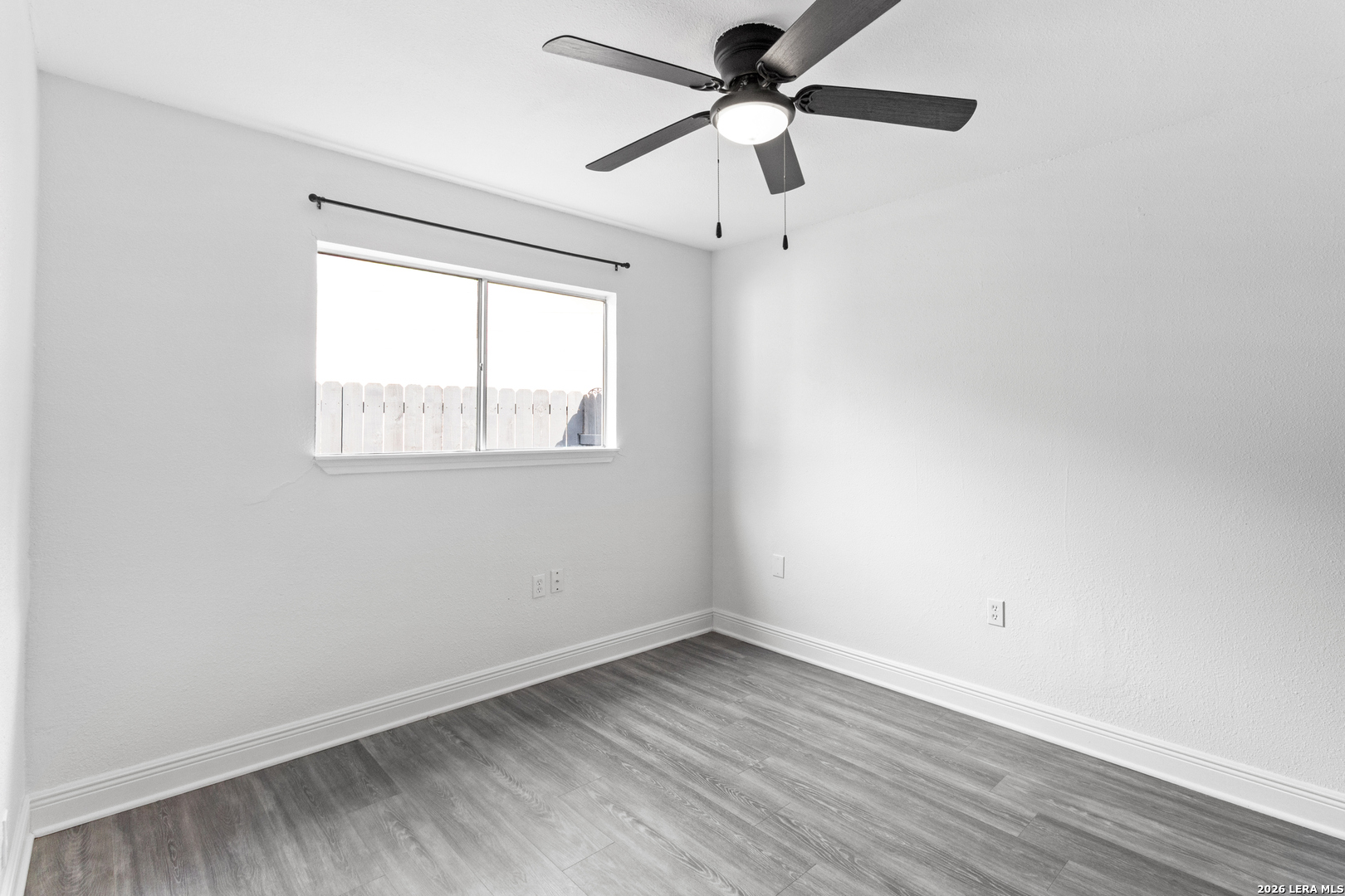 11915 LOS CERROS ST