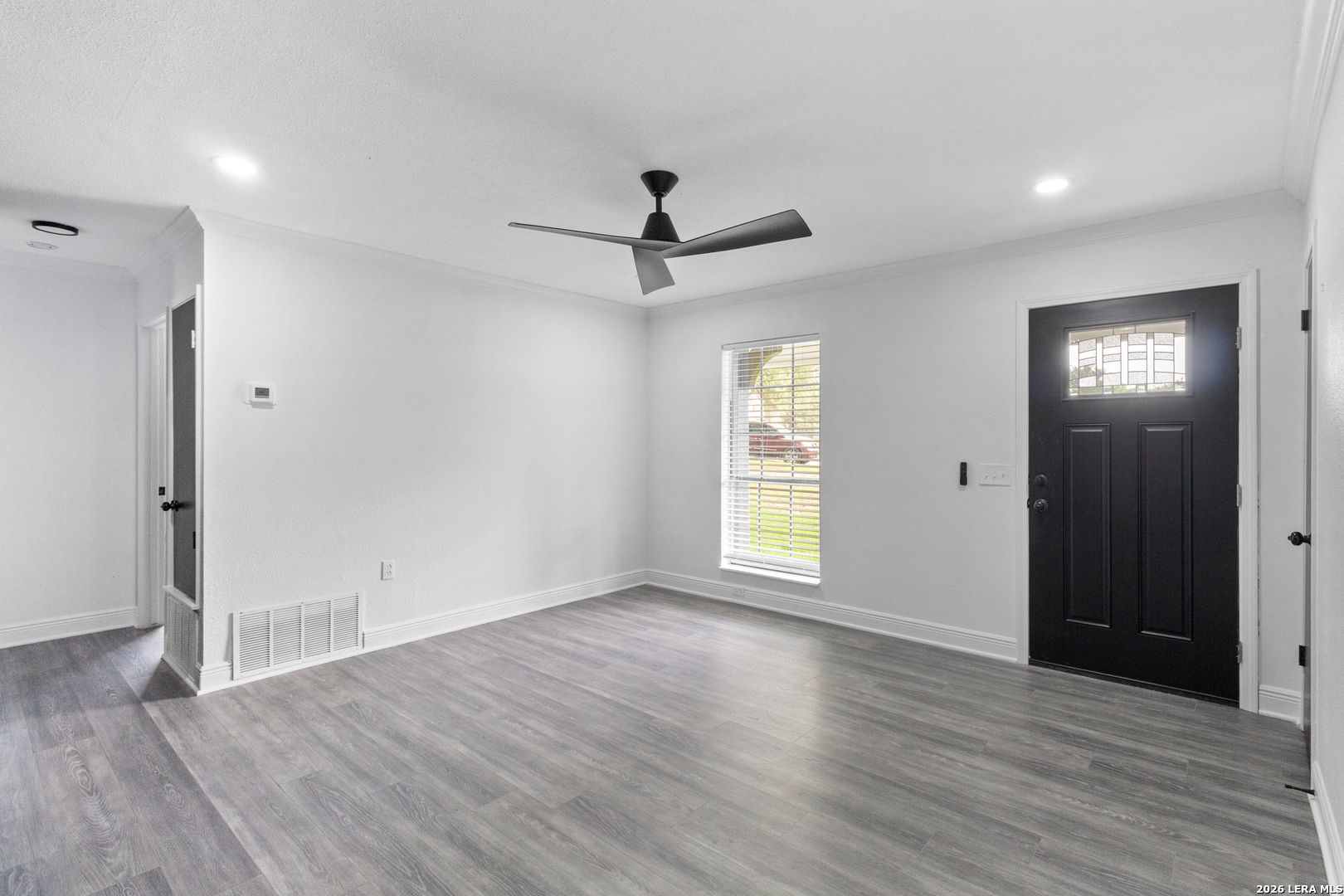 11915 LOS CERROS ST