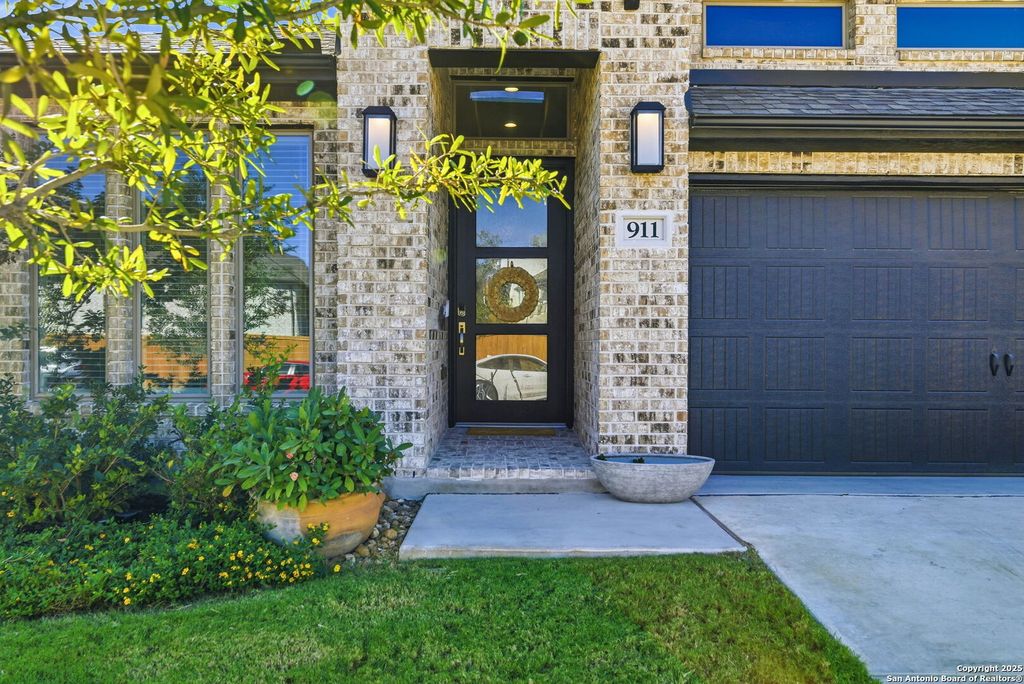 Photo of 911 Swenson, San Antonio, TX 78245 (MLS # 1923295)