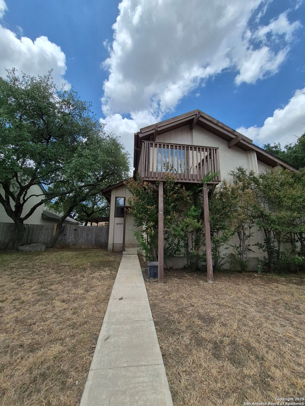 Photo of 14307 Indian Woods, San Antonio, TX 78249 (MLS # 1876048)