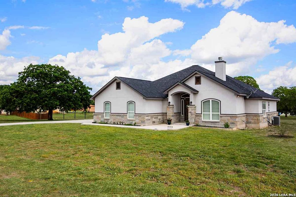 Photo of 104 N Tranquility, La Vernia, TX 78121 (MLS # 1961712)