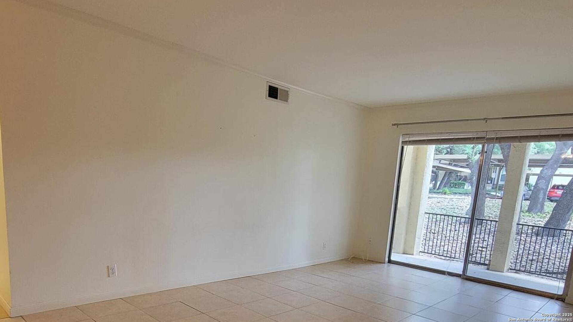 8702 Village Dr 204