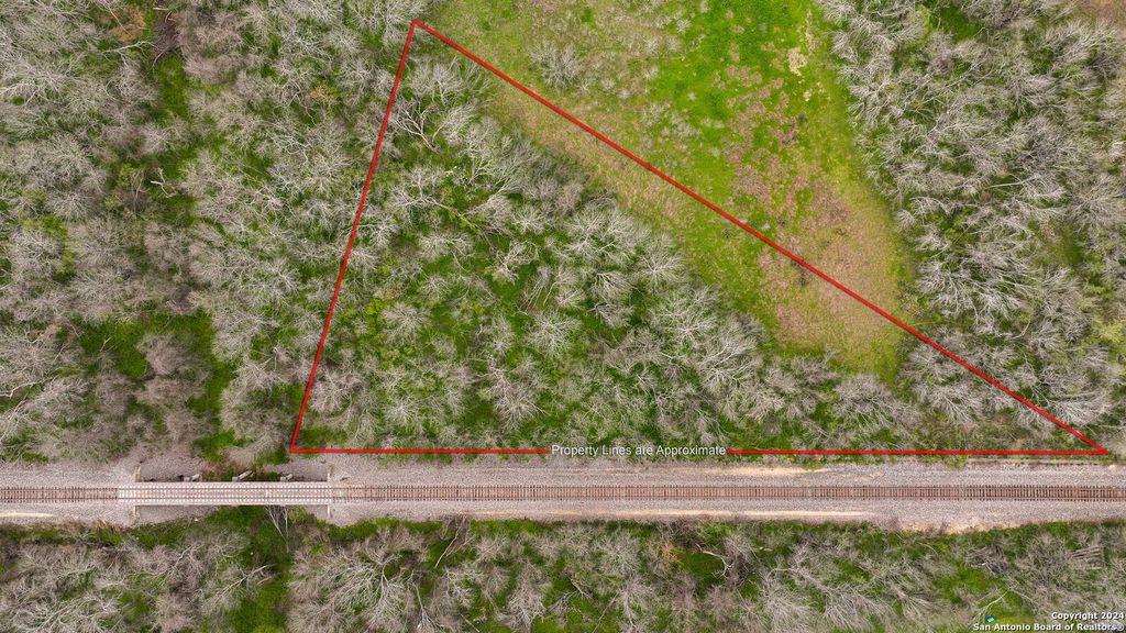 Photo of 19646 TEJEDA DR, San Antonio, TX 78221 (MLS # 1761466)