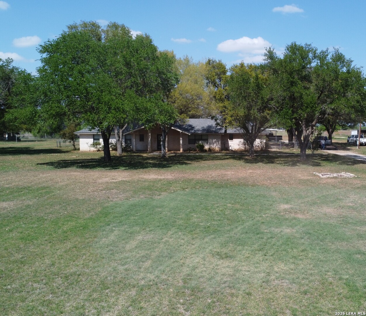 900 N Graytown Road