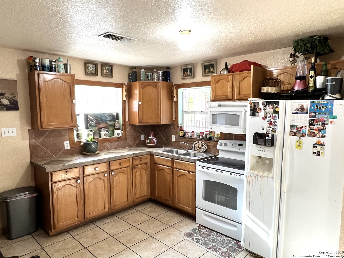 2502 Salinas