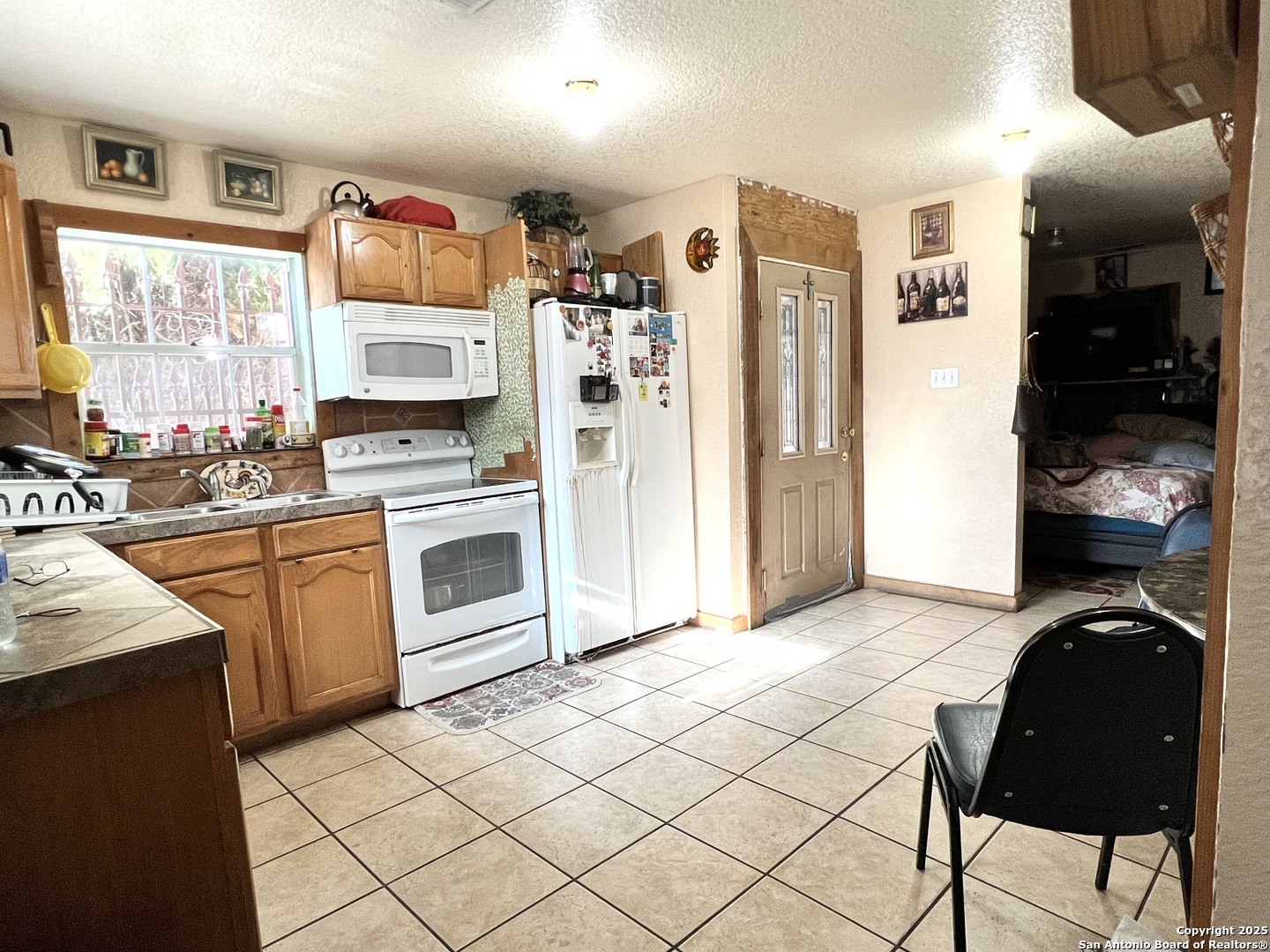 2502 Salinas