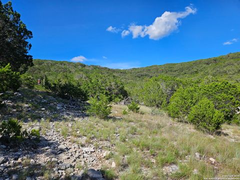 0000 Riemer Creek Rd Leakey TX 78873