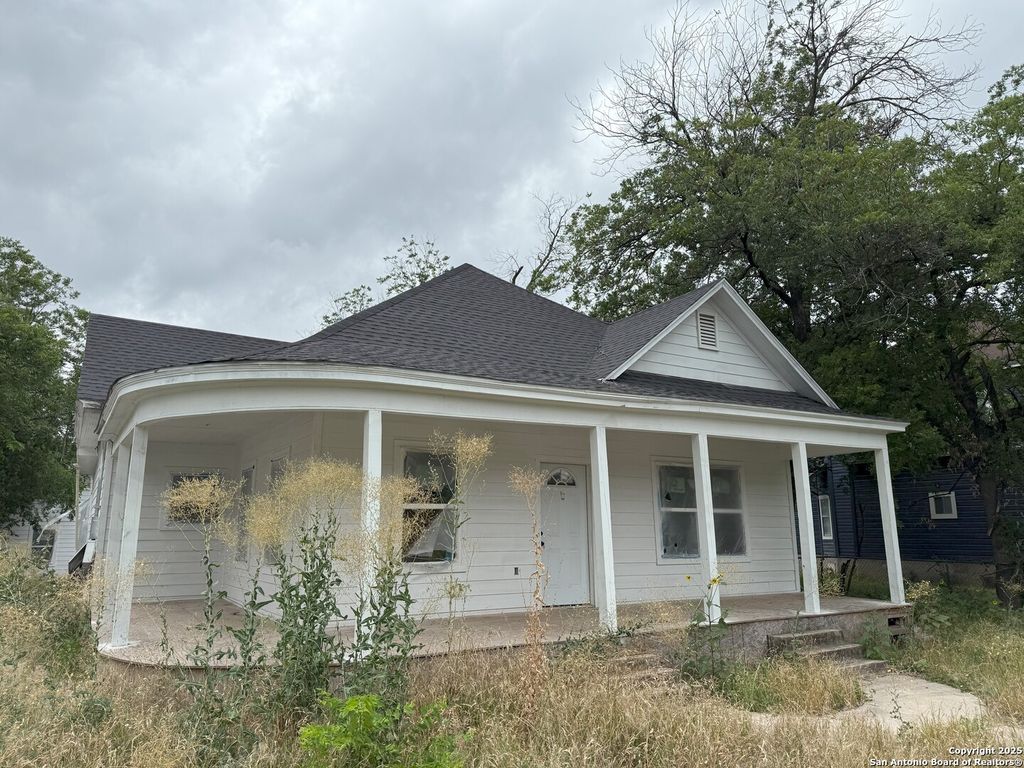 Photo of 418 McKinley, San Antonio, TX 78210 (MLS # 1874673)