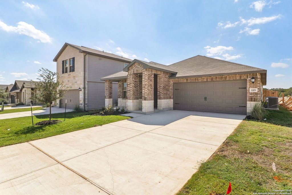 Photo of 119 Barton Point, Cibolo, TX 78108 (MLS # 1878306)