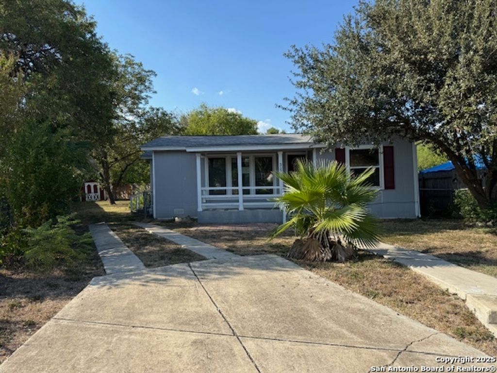 Photo of 515 Bangor, San Antonio, TX 78228 (MLS # 1914914)