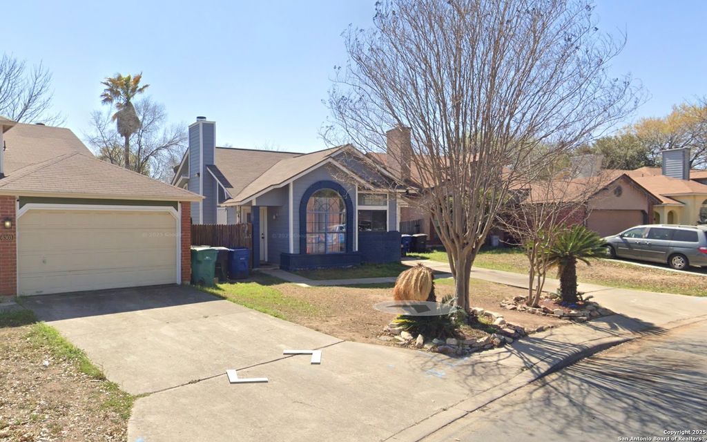 Photo of 6305 Village Arbor, San Antonio, TX 78250 (MLS # 1880146)