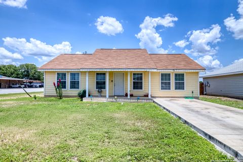 A home in Uvalde