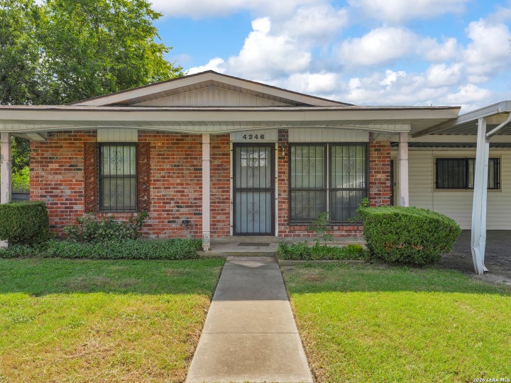 Photo 1 of 30 — 4246 ROARK DR, San Antonio, TX 78219
