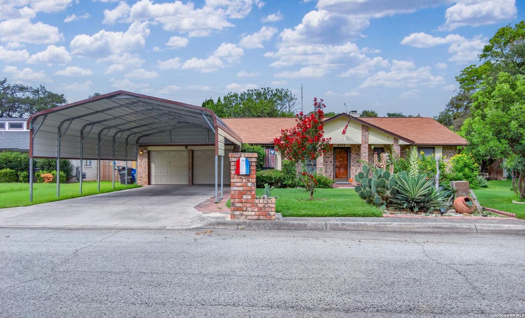 Photo of 6215 Cairo Dr, San Antonio, TX 78229 (MLS # 2000475)