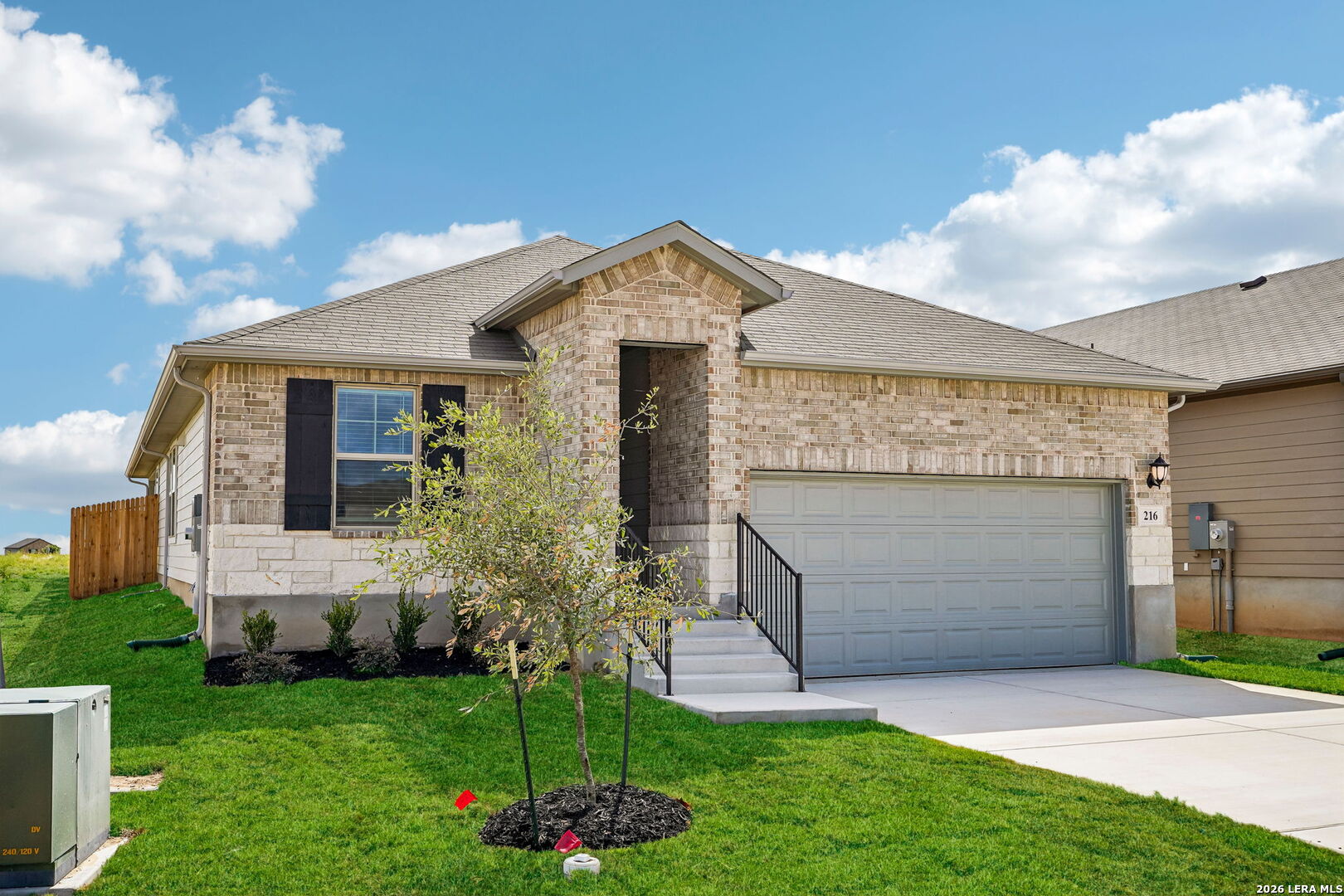 216 BARTON PT