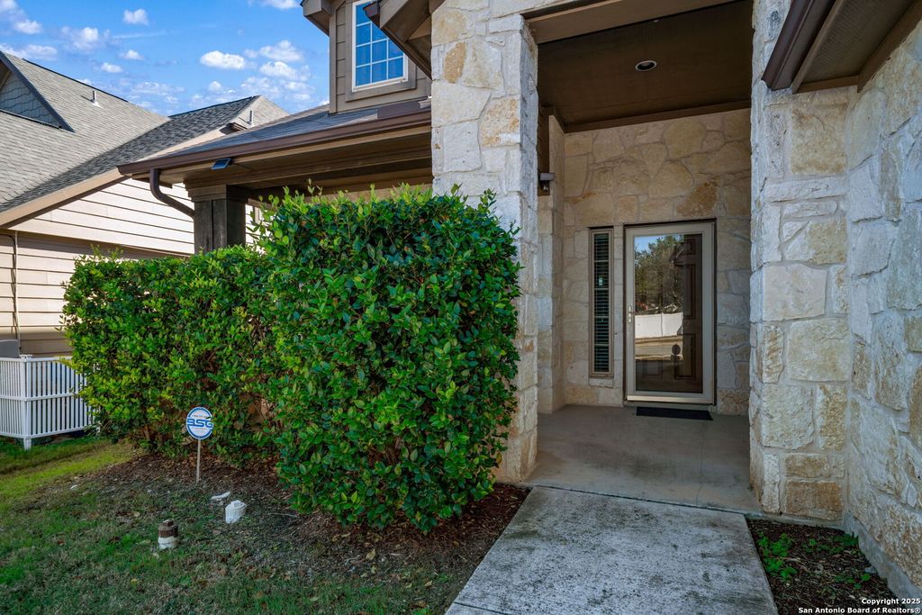 Photo of 147 Brookview, Cibolo, TX 78108 (MLS # 1927659)