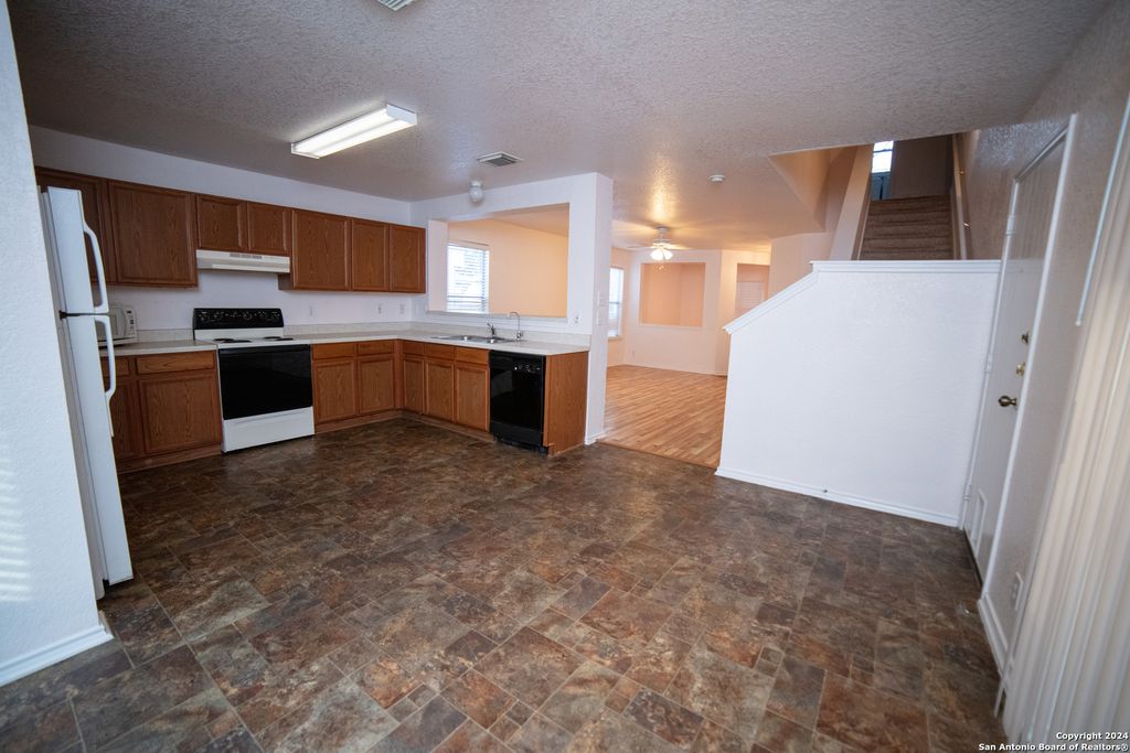 Photo of 4935 ANCIENT ELM, San Antonio, TX 78247 (MLS # 1944776)