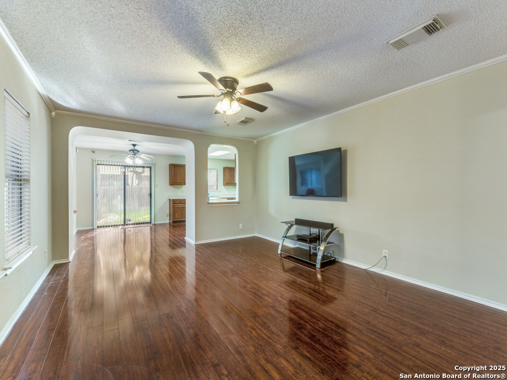 10114 Sandbrook Hill