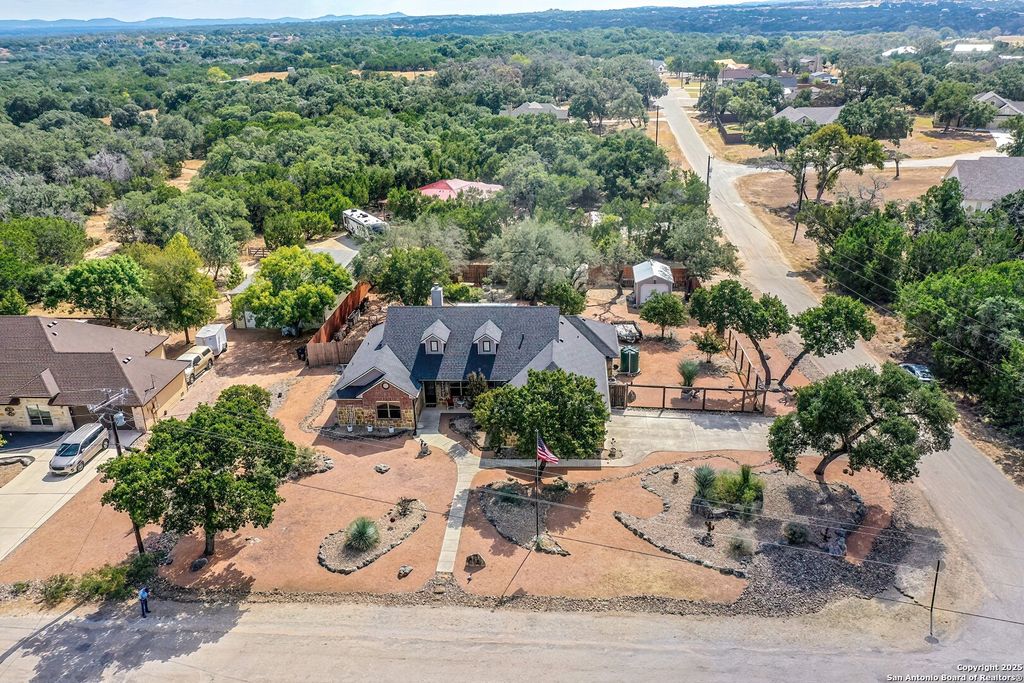 Photo of 639 Settlers Lane, Bandera, TX 78003 (MLS # 1918303)