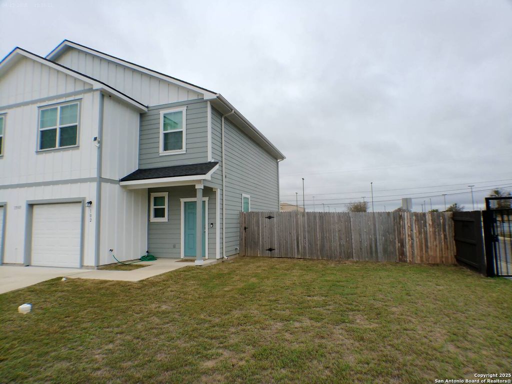 Photo of 13303 Stadium Cove 102 #102, San Antonio, TX 78249 (MLS # 1926667)