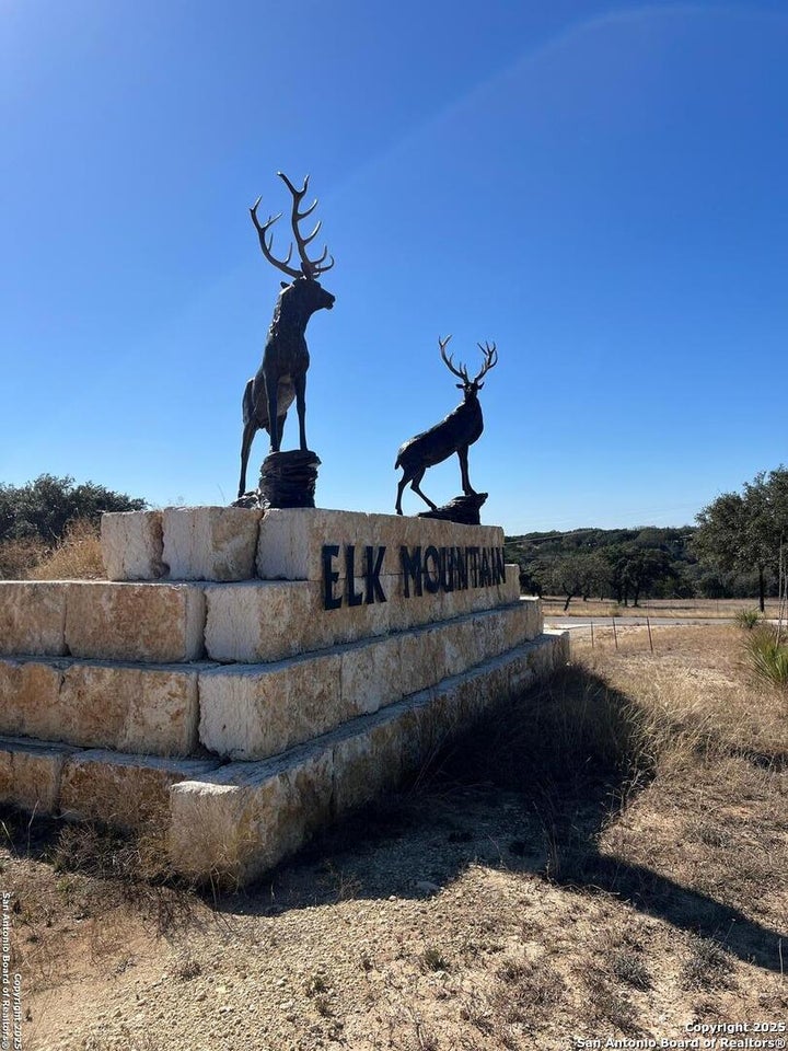 Photo 1 of 13 — LOT 58 Red Stag Lane, Pipe Creek, TX 78063