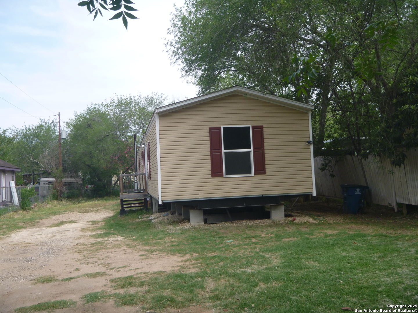 1117 Plum St