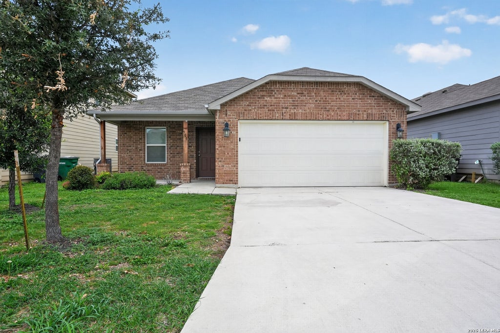 Photo of 906 BRYSON MDW, San Antonio, TX 78245 (MLS # 1973069)