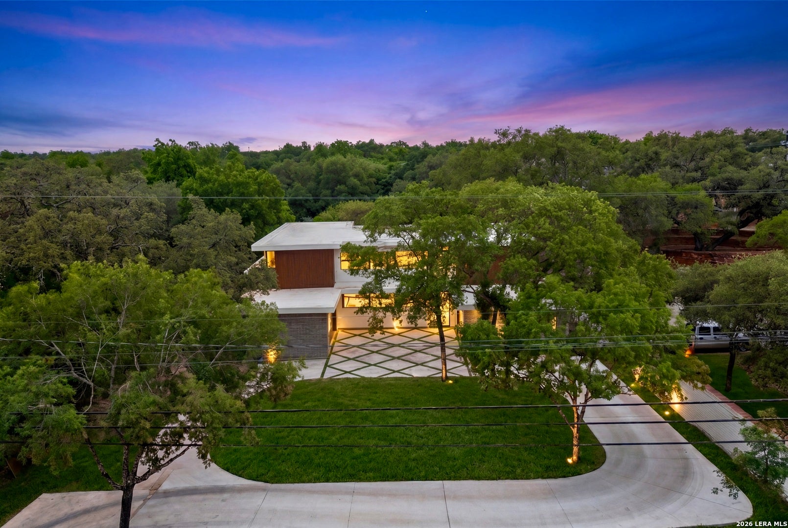 110 ROCKHILL DR