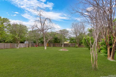 A home in Terrell Hills