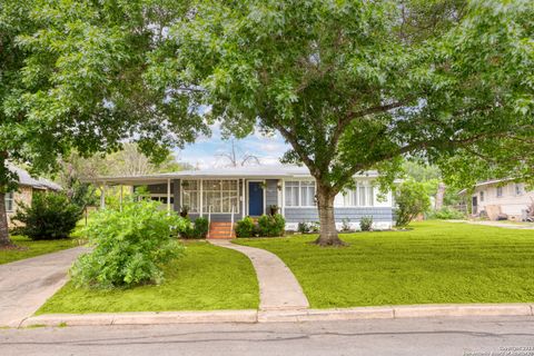 A home in Terrell Hills