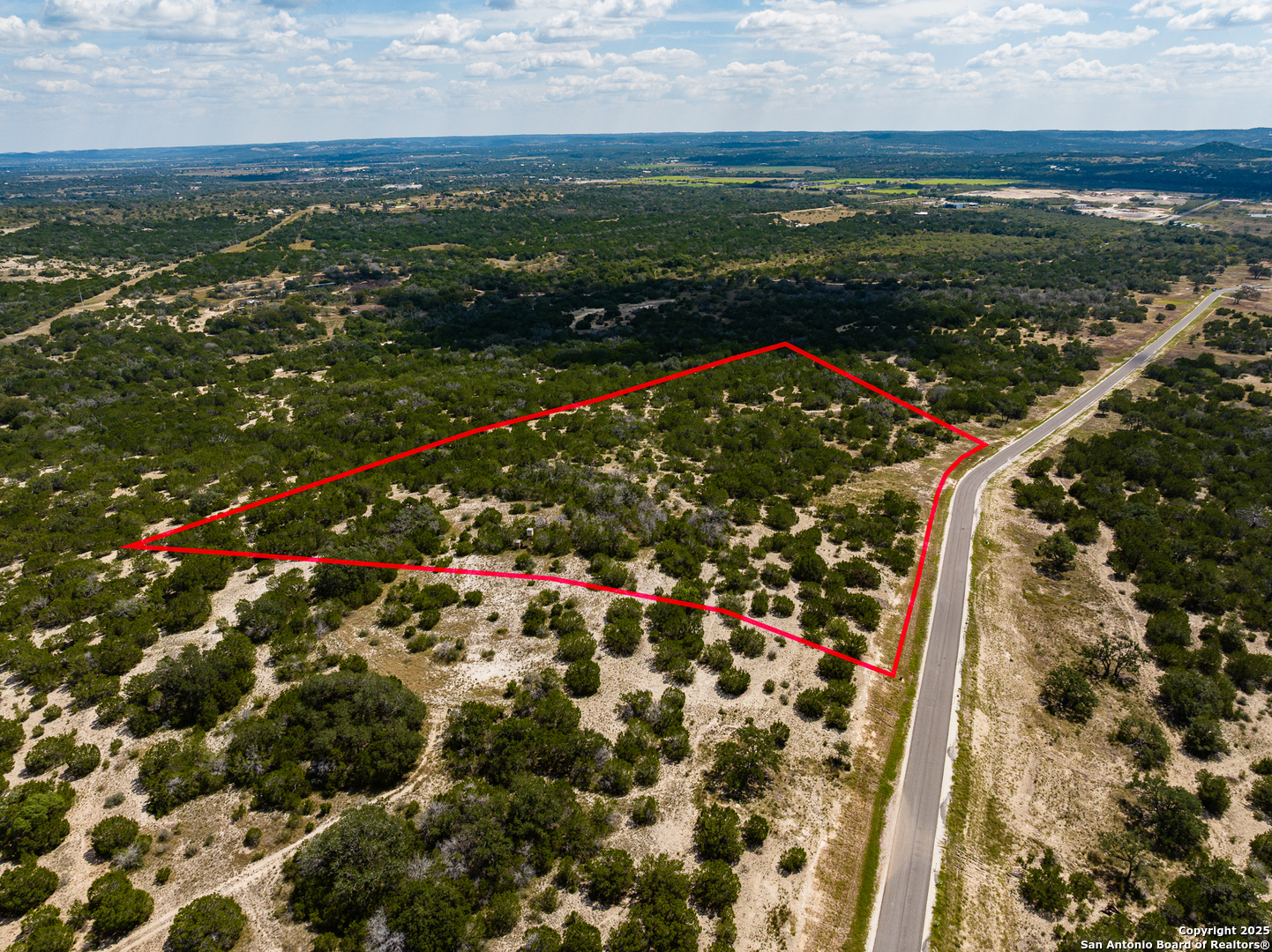Photo 1 of 37 — 267 Dark Sky Path, Kerrville, TX 78028