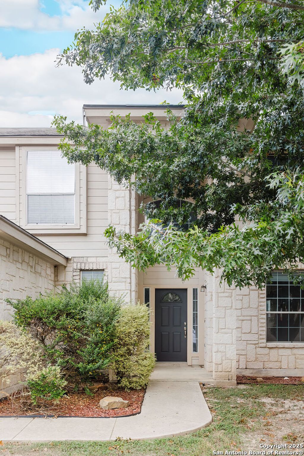 Photo of 8347 Piney Wood, San Antonio, TX 78255 (MLS # 1925452)