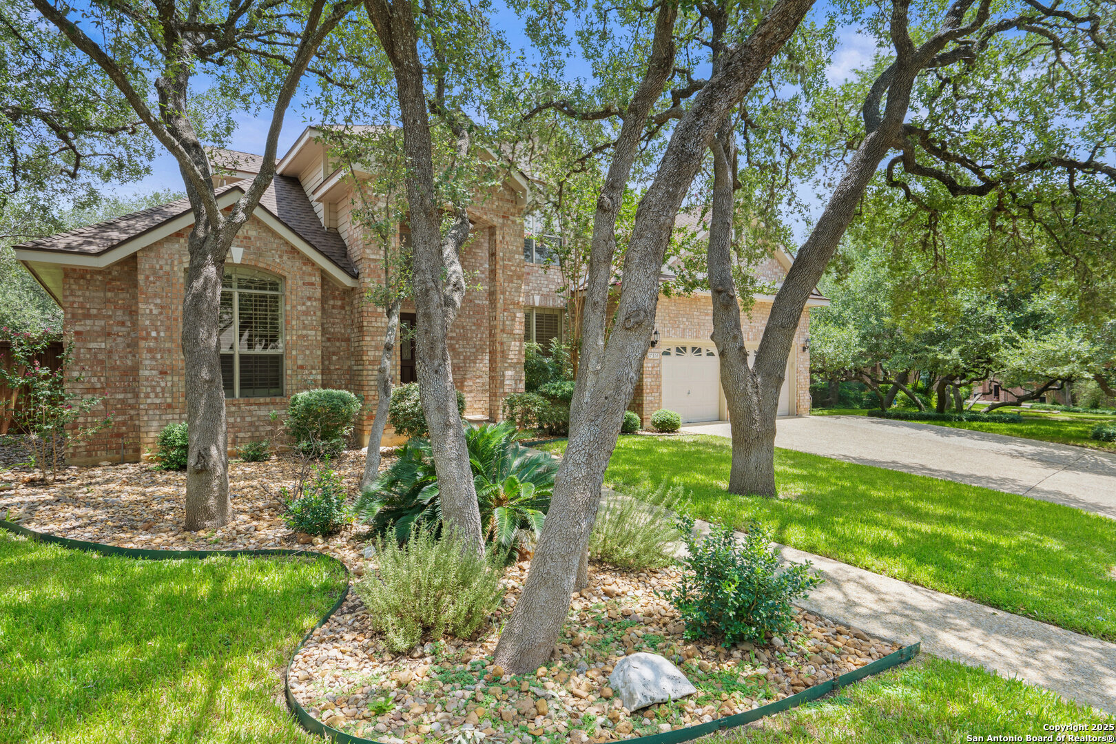 17314 Fountain Bluff