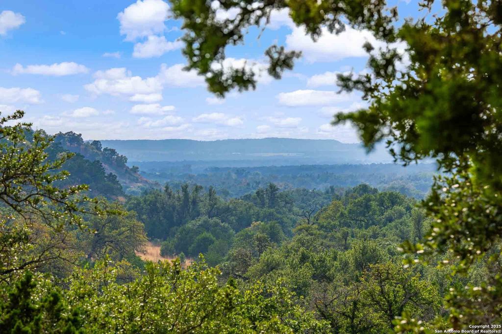 Photo of 7625 N State Highway 16, Fredericksburg, TX 78624 (MLS # 1927500)