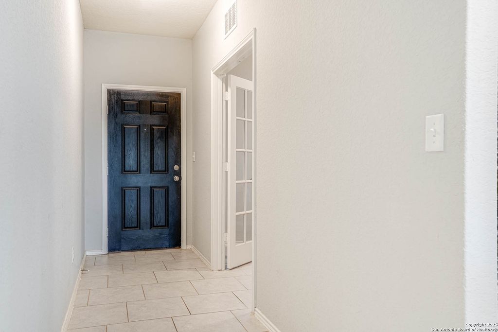 Photo of 311 Salz Way, San Antonio, TX 78260 (MLS # 1887687)