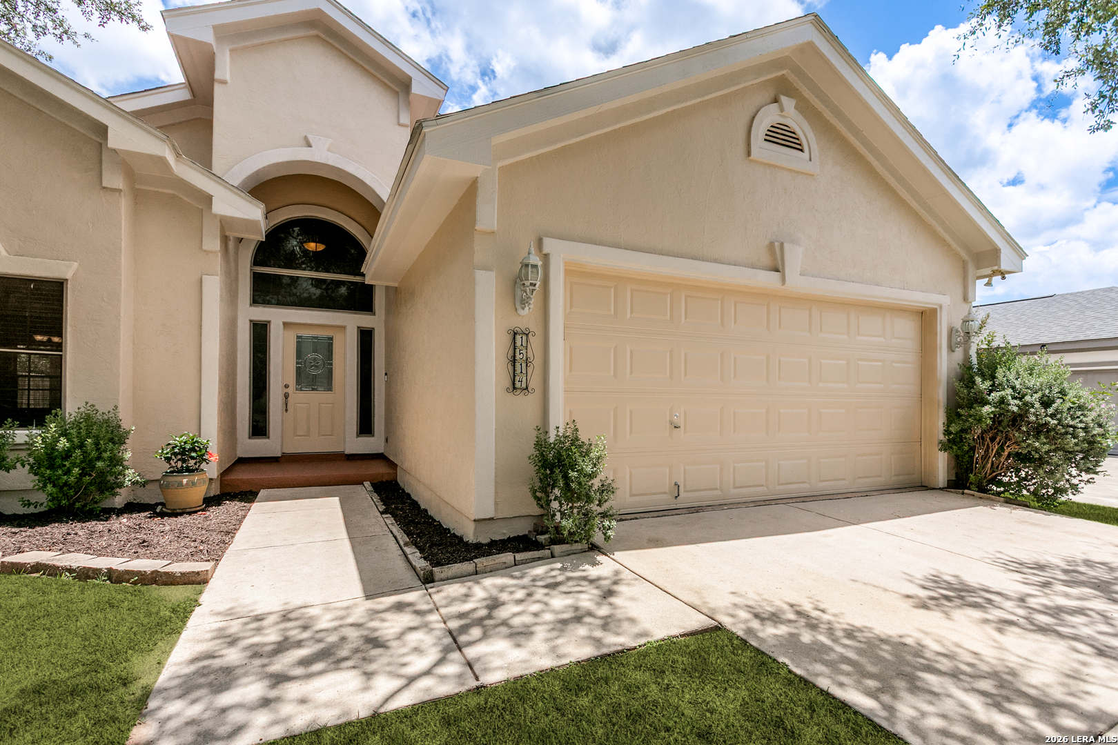 1514 Mooreshill Dr
