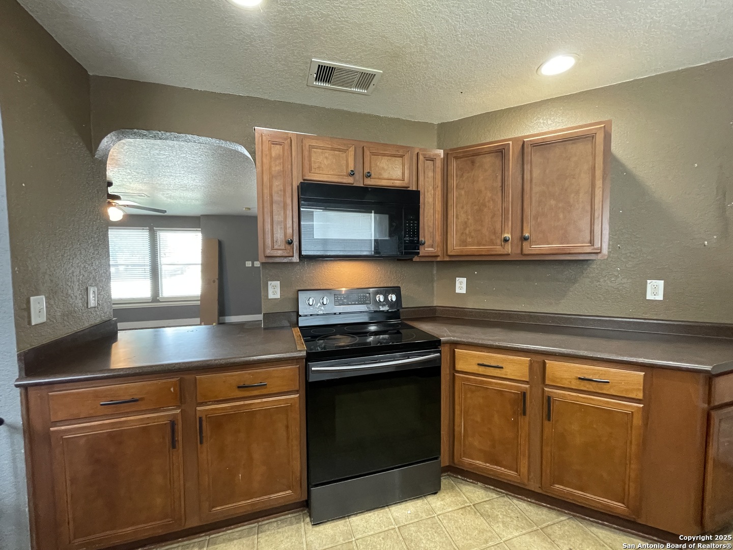 5927 Ironmill