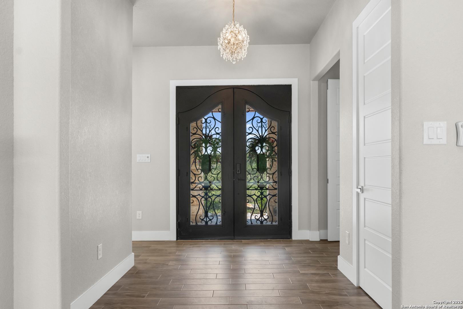 250 Private Road 2775